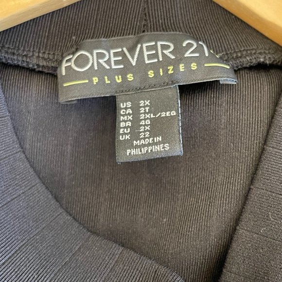 Forever 21 Plus Long Sleeve Ribbed Mock Neck Black Top 2x - Picture 5 of 6